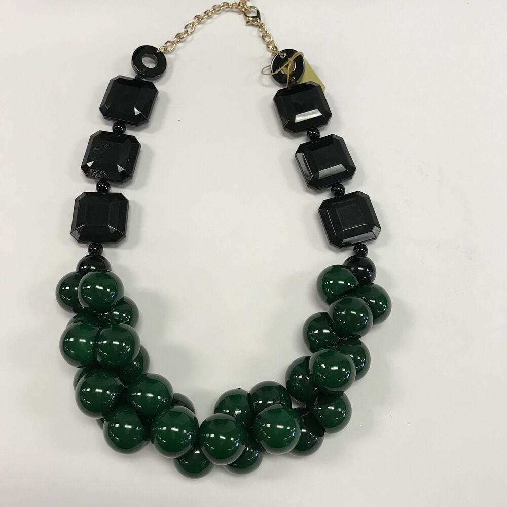 Sophia‎ Emerald Jewelry Set